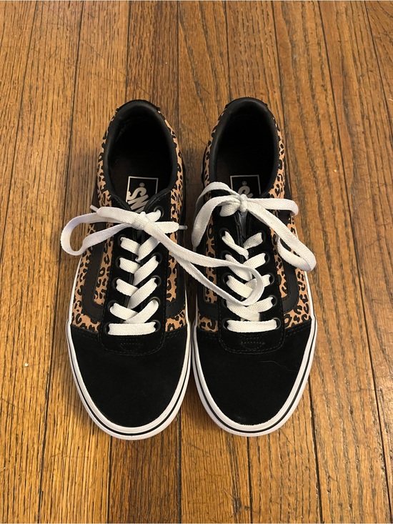 Vans Shoes - Vans Women's Old Skool Leopard Print Shoes